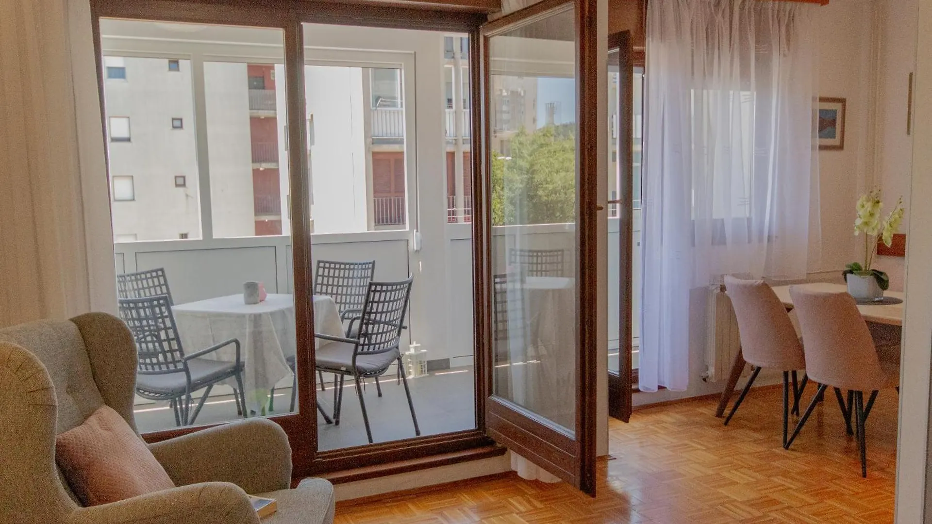 Apartment Large Stylish Apt Ankica,Free Public Parking Split